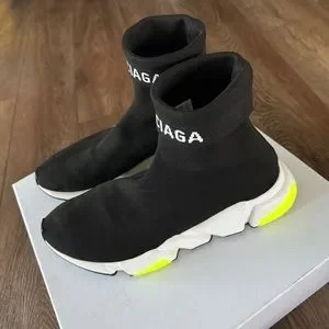 Balenciaga | Shoes | Balenciaga Mens Fold Sock Runner  display picture 1